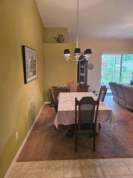 Home Away From Home Mount Dora Luaran gambar